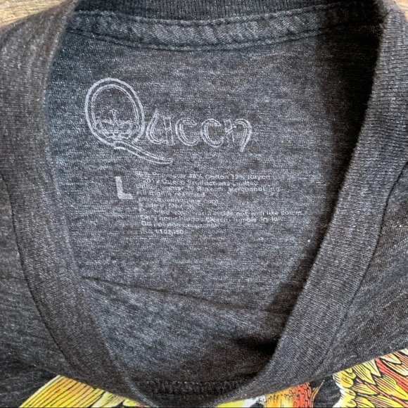 Queen Classic Logo T-Shirt size large - Picture 3 of 3